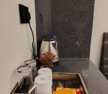 Hubli Hotel | Hotel Pixel House
