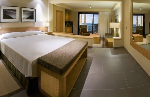 Playa de la Calera Hotel | Hotel Playa Calera
