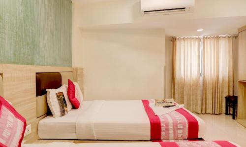 Kurla West Hotel | Hotel Plaza Executive - near BKC
