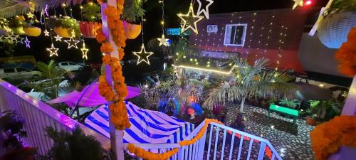 Amritpur Hotel | HOTEL POLOMAX