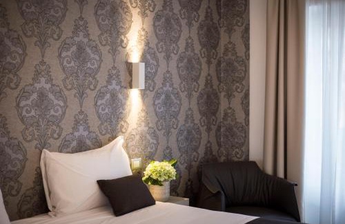 Angera Hotel | Hotel Ponti