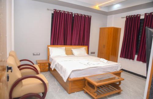 Pandharpur Hotel | Hotel Pooja Inn Pandharpur