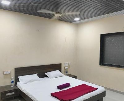 Ahmednagar Hotel | Hotel Poonam Lodge