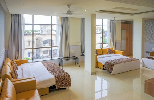 Wardha Hotel | Hotel Poonam Residency