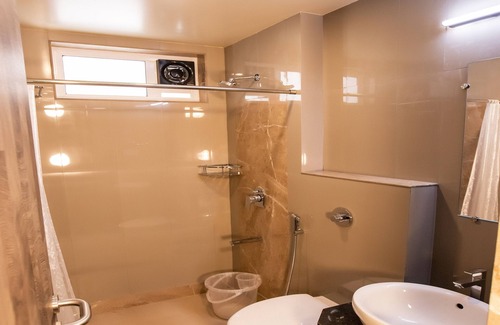 Ahmednagar Hotel | Hotel Prabha Palace