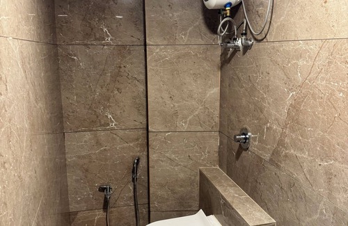 Vastrapur Hotel | Hotel Pratham Inn