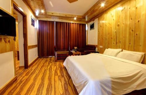 Old Manali Hotel | Hotel Premium Conifer Manali Near Hadimba Devi Temple - BEST HOTEL IN MANALI
