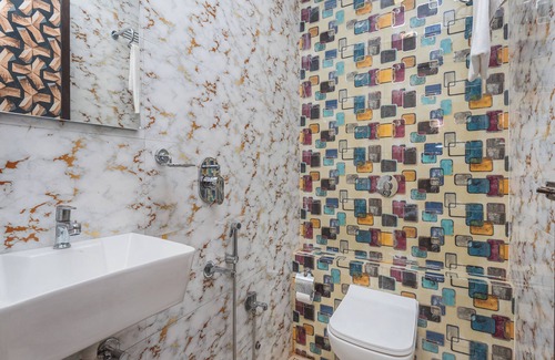 Goregaon West Hotel | Hotel Priceless Suite
