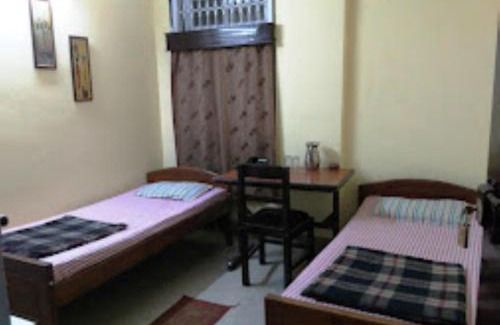 Paltan Bazaar Hotel | Hotel Prince B Guwahati
