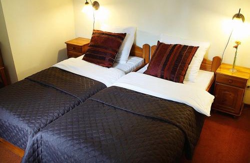 Walbrzych Hotel | Hotel Przy Oślej Bramie - Zamek Książ