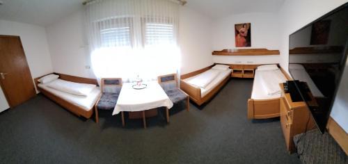 Freiberg am Neckar Hotel | Hotel Rössle