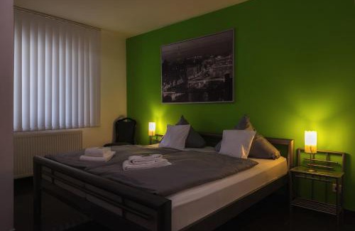 Brechtorf Hotel | Hotel Rühen, 24 Stunden Check in, Küche, kostenfreie Parkplätze