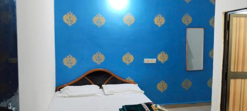 Marhi Hotel | Hotel R K Palace
