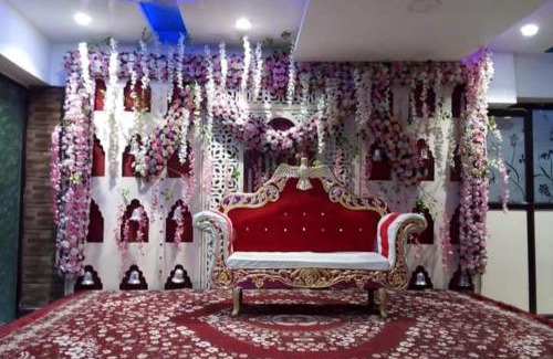 Sikandra Hotel | HOTEL R M PLAZA