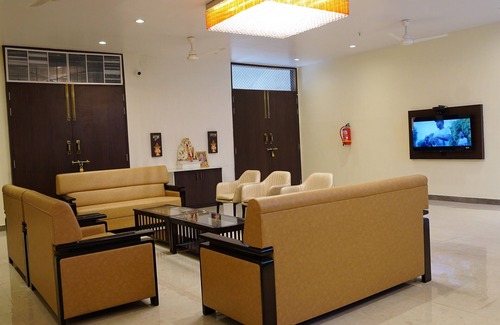 Yavatmal Hotel | Hotel Radhe Inn