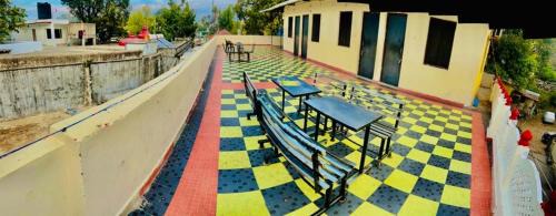 Mount Abu Hotel | Hotel Radhika Palace