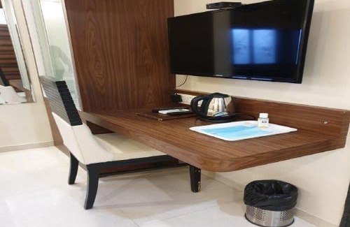 Ahmednagar Hotel | Hotel Raj Palace