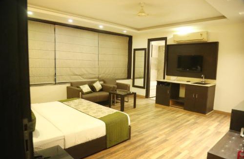 Bhiwadi Hotel | HOTEL RAJMAHAL INN
