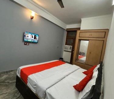 Gwalior Hotel | Hotel Ramya Palace