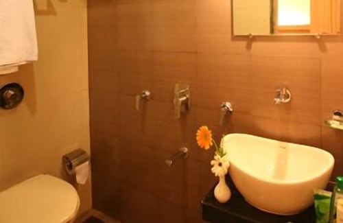 Thane West Hotel | Hotel Ratna Palace Residency