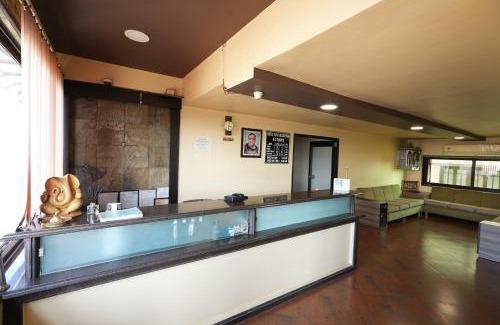 Nadiad Hotel | Hotel Ravi Residency