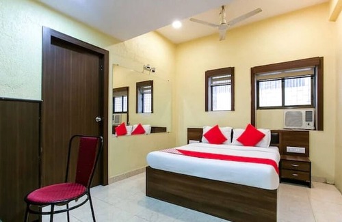 Khar Hotel | Hotel Red Palm