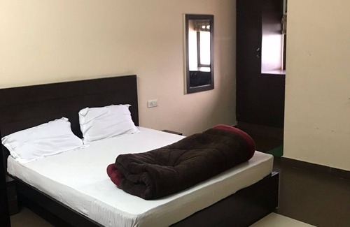 Moradabad Hotel | Hotel Red Sapphire