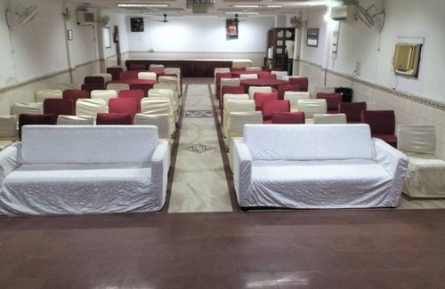 Ghaziabad Hotel | Hotel Redbury