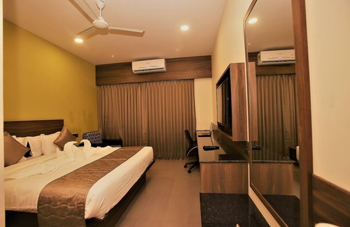 Palsana Hotel | Hotel Regents