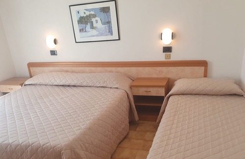 Igea Marina Apartment | Hotel residence fausta , Located in a central and quiet position, Igea marina