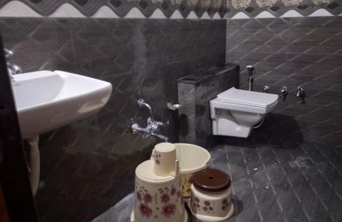 Anand Hotel | hotel restandride