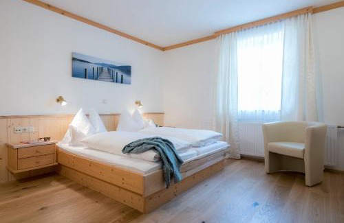 Nussdorf am Attersee Hotel | Hotel & Restaurant Ragginger Attersee