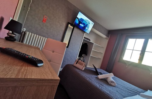 Les Ancizes-Comps Hotel | Hotel Restaurant La Vieille Ferme