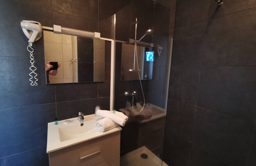 Les Ancizes-Comps Hotel | Hotel Restaurant La Vieille Ferme
