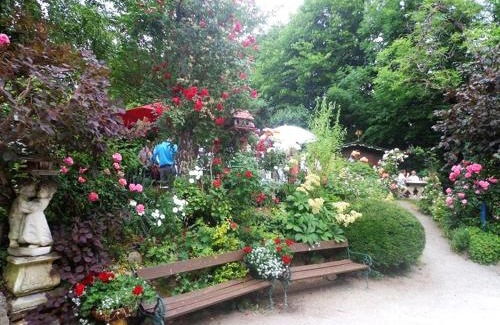 Mariatrost Hotel | Hotel Restaurant - Häuserl im Wald Graz