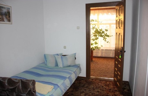 Velyka Omelyana Hotel | Hotel - restaurant "Lion's heart"