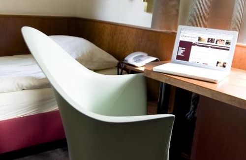Hoevelriege Hotel | Hotel Restaurant Piärdestall Hövelhof