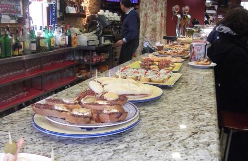 Anguiano Hotel | Hotel Restaurante Valdevenados