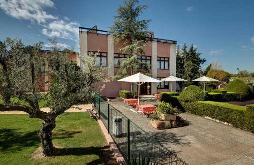 Barbastro Hotel | Hotel Rey Sancho Ramírez Somontano SL