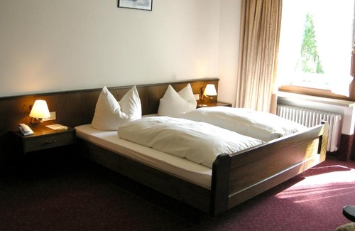 Oberleichtersbach Hotel | Hotel Rhönhof