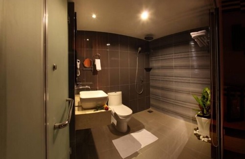 Kampung Pinang Baik Hotel | Hotel Richbaliz