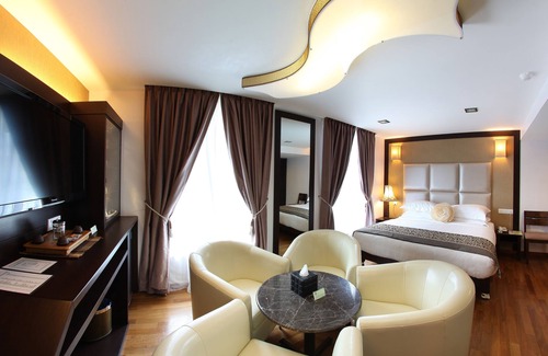 Kampung Pinang Baik Hotel | Hotel Richbaliz