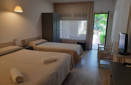 L'Escala Hotel | HOTEL RIOMAR