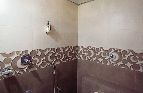 Girgaon Hotel | Hotel Rishi International