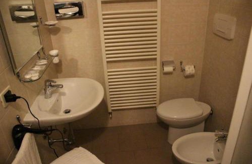 San Cesario sul Panaro Hotel | Hotel Riverside