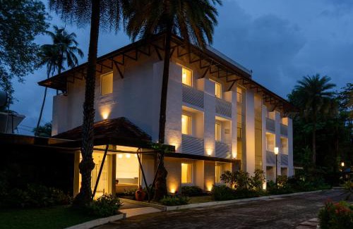Kumbalam Bed & Breakfast | Hotel Riviera Garden