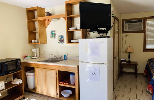 Milam Hotel | Hotel room on Toledo Bend Lake