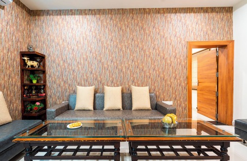 Sagar Hotel | Hotel Royal Palace - Sagar