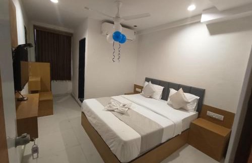 Gandhinagar Hotel | Hotel Royal Relax