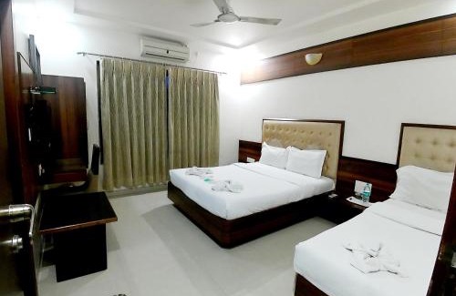 Shirdi Hotel | Hotel Royal Satyan Inn